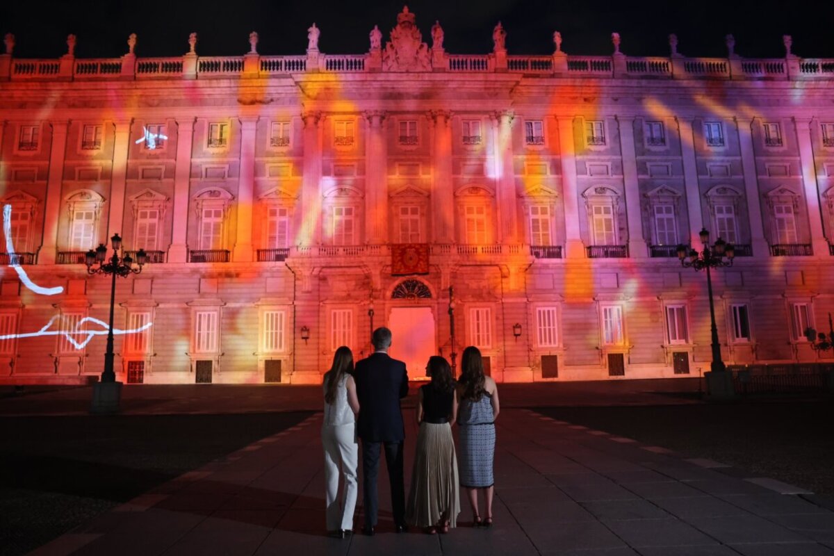 El Palacio Real de Madrid acoge un videomapping por los 10 años de Felipe VI